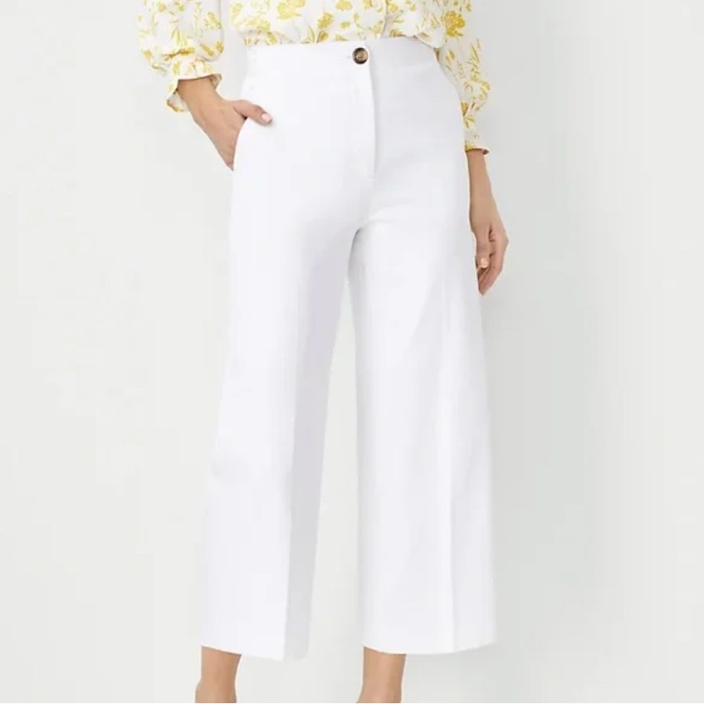 Ann Taylor White Cropped Trousers 00 petite